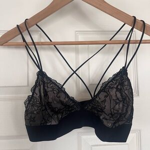 Out From Under Urban Outfitters Black Lace Bralette size large sheer